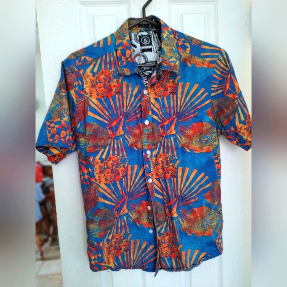 Volcom Vibrant Blue and Orange Men's Shirt SZ Small